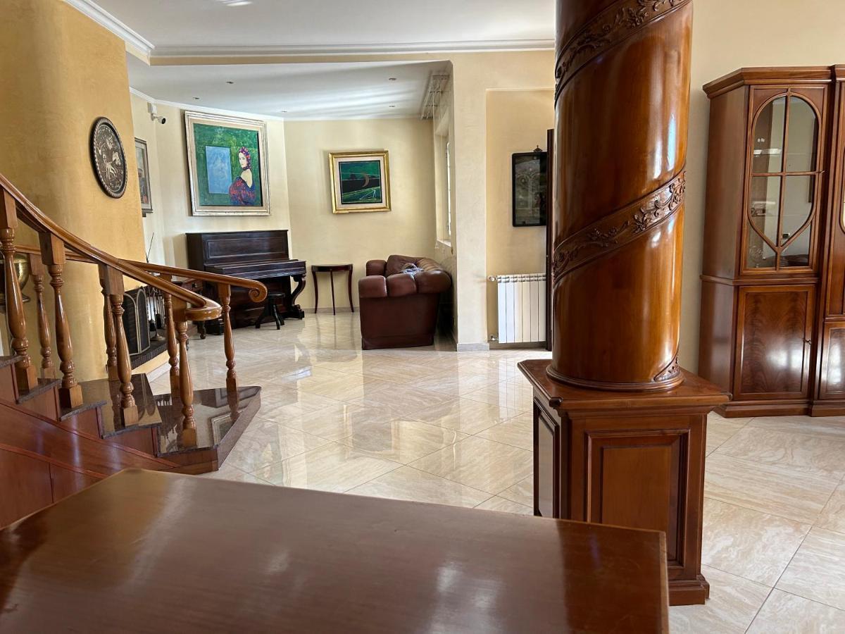 Villa Visconti - Anagnina By Ghor Roma Dış mekan fotoğraf
